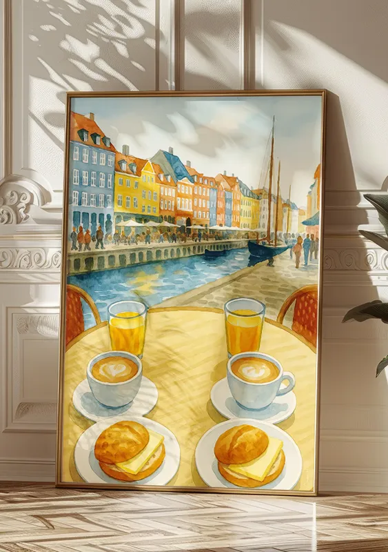 Nyhavn Plakat i akvarel toner, hvor man ser et cafébord med bmo, café latte og juice, samt bylivet i baggrunden.